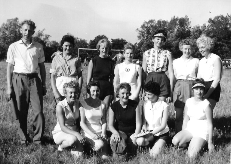 Match gubbar och töser 1959 Fr vä: J-E 